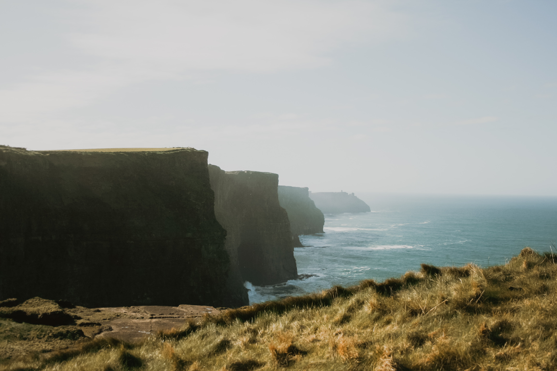 Moment 4: cliffs wide
